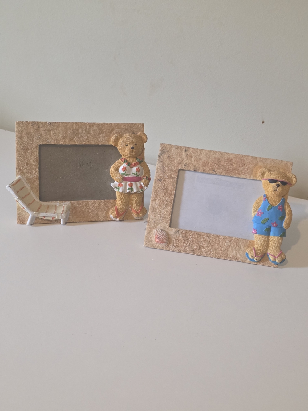 Beige Teddy Bear Beach-Themed Picture Frame (Set of 2)